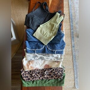 ✨2 for $25✨WEWOREWHAT sport/leisure bras